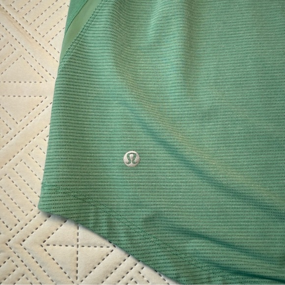 Lululemon Run Off Route Tank Top Size 4 Heathered Washed Marsh - Picture 7 of 10
